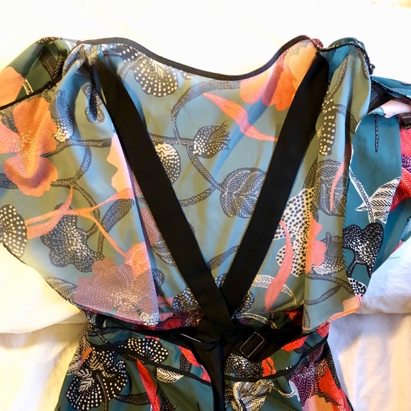 Adelyn Rae Romper - Picture 5 of 8